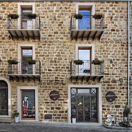 Notti O' Tunn Luxury Rooms In Centro Geraci Siculo Zewnętrze zdjęcie