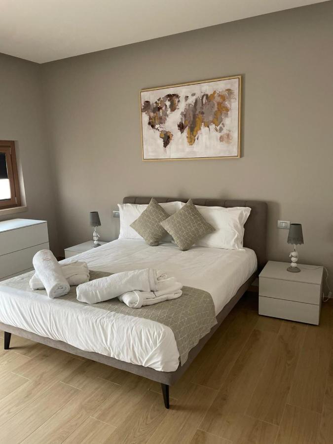 Notti O' Tunn Luxury Rooms In Centro Geraci Siculo Zewnętrze zdjęcie